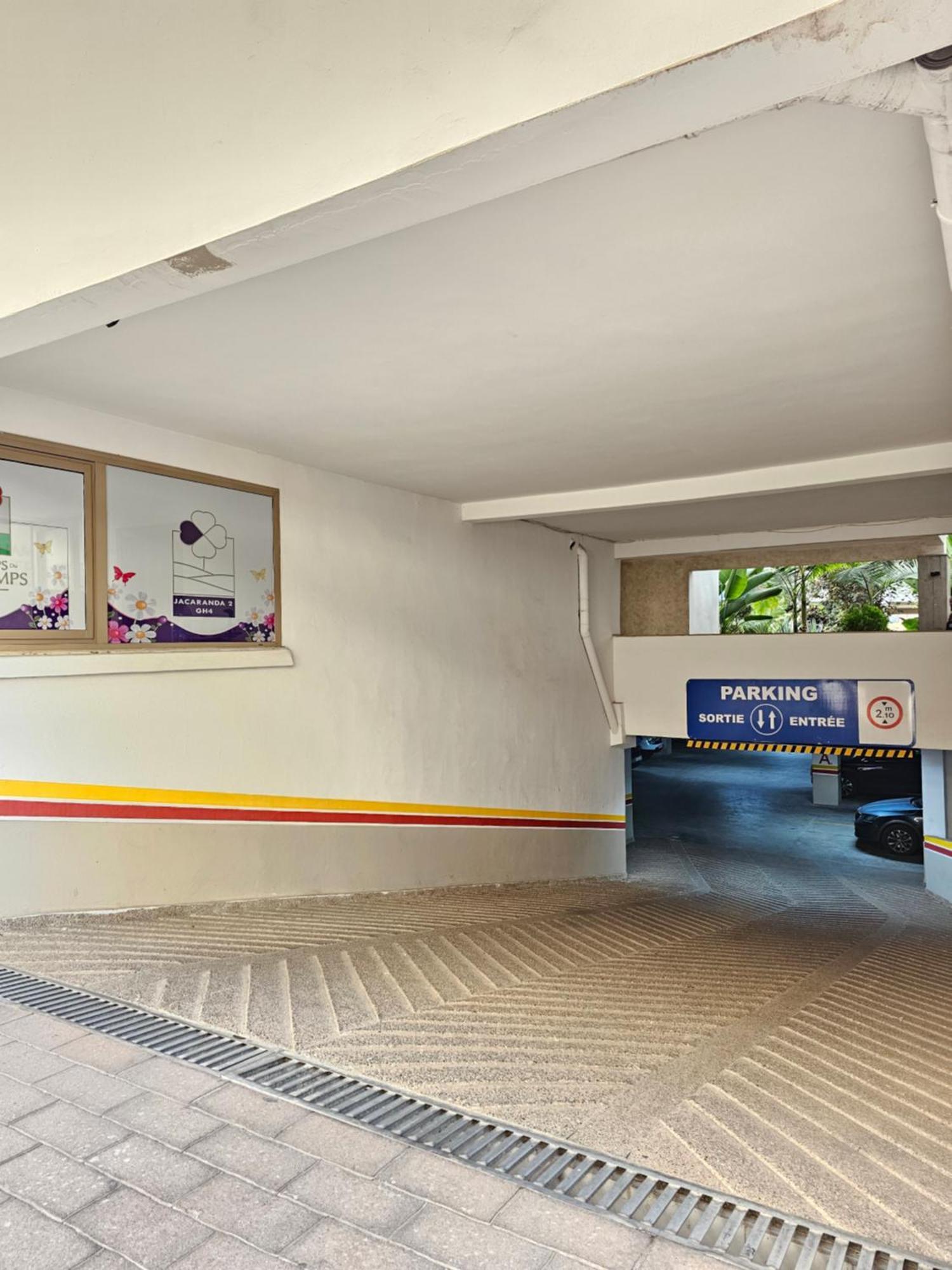 Mia Appartement N2 - Elegance, Confort Et Serenite Casablanca Esterno foto